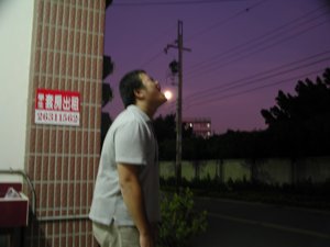 00中秋烤肉2004-09-27 18-08-18.JPG